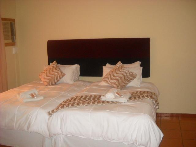 The Beverly Hills Guest Lodge Phalaborwa Habitación foto